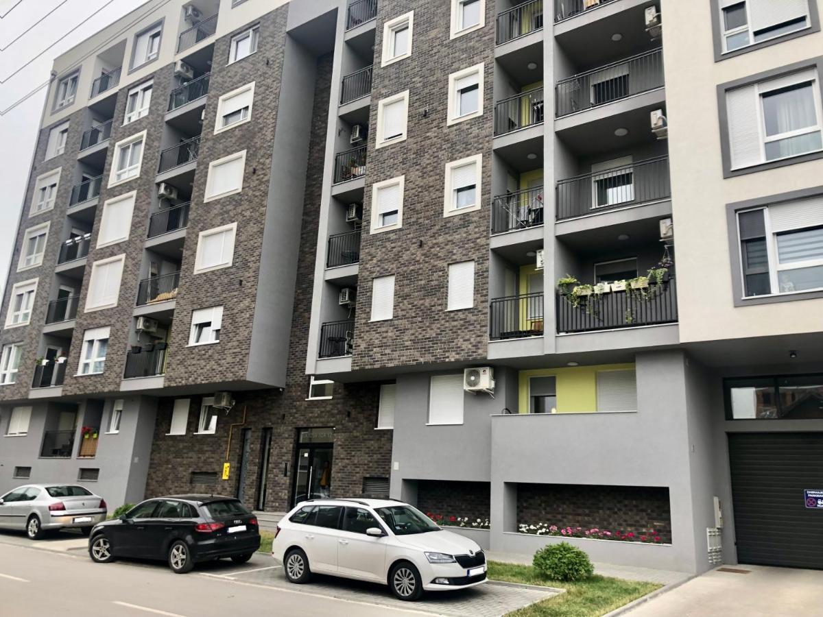 Apartments Biro ซูโบติกา ภายนอก รูปภาพ